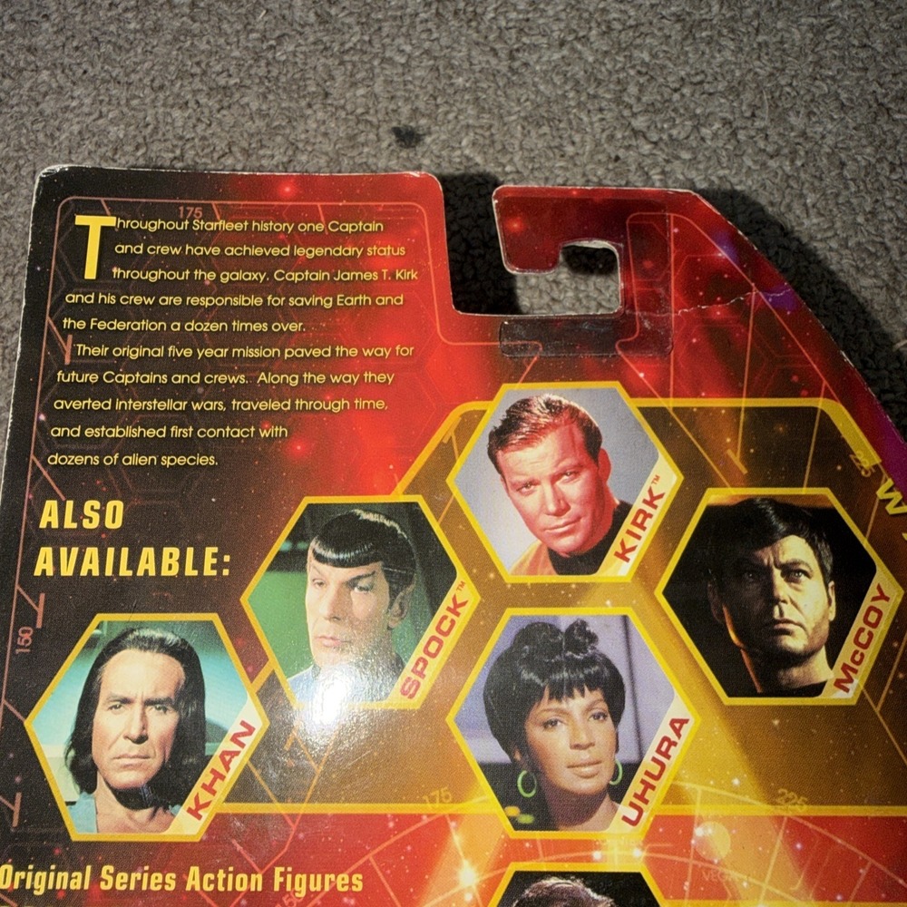 Diamond Select Art Asylum Star Trek Checkov Starfleet Gear 7" Action Figure NIB - Picture 5 of 6